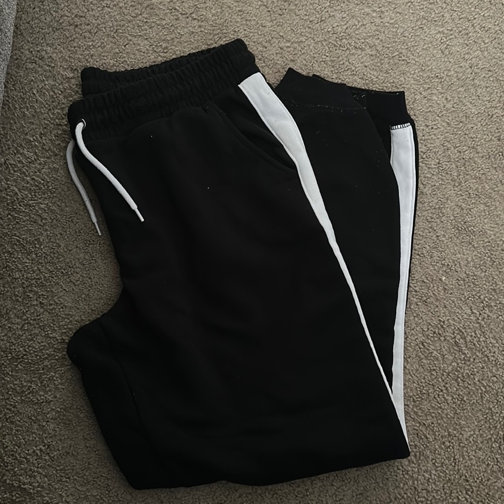 women’s sweatpant joggers